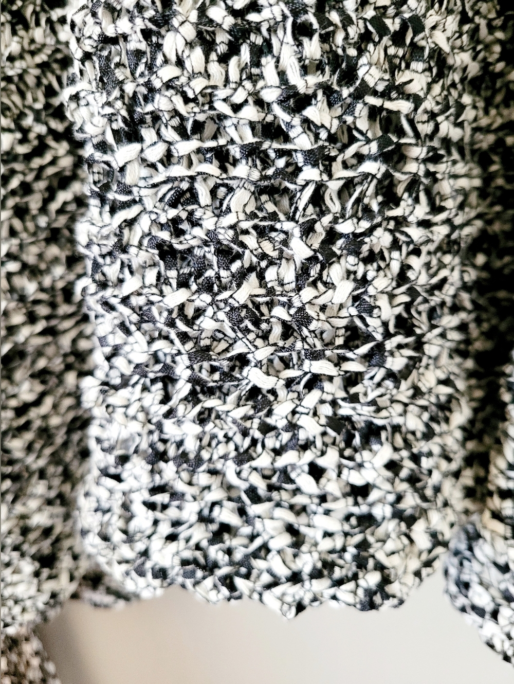 Chico's Fallon Fringe East West Black/Ecru Marled Knit Sweater Poncho One Size - Picture 8 of 16